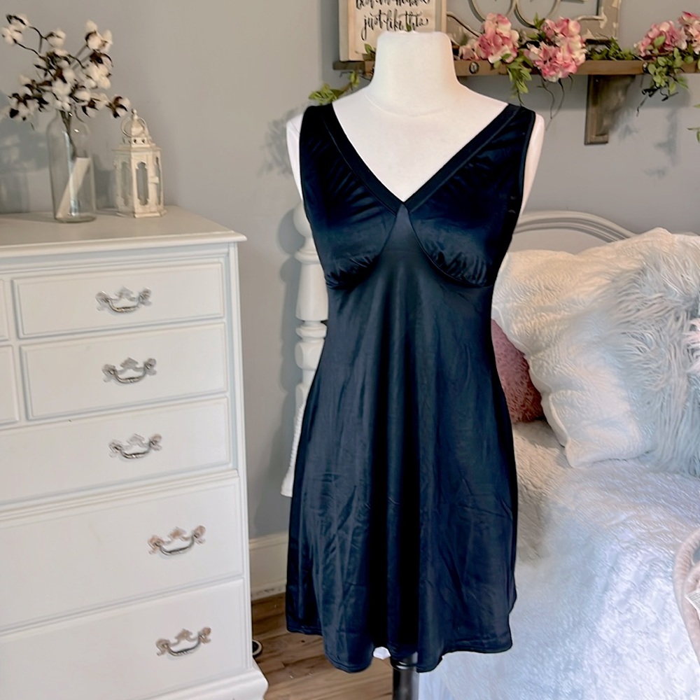 Vanity Fair Black Slip